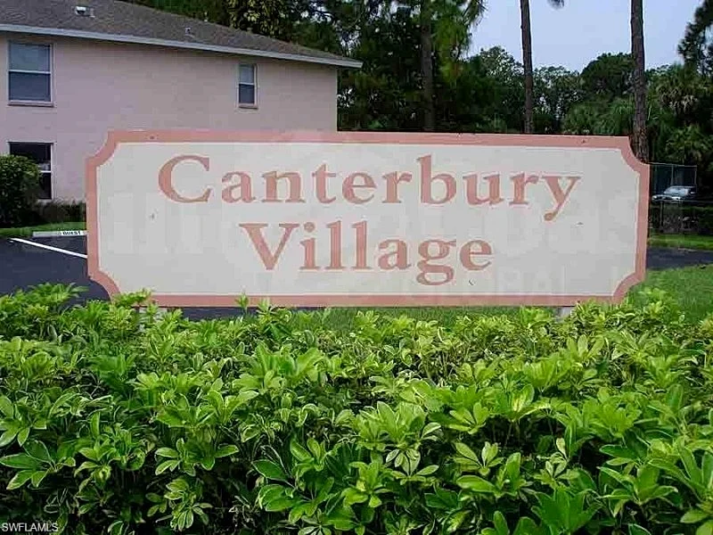 Derbyshire CT | Naples Vacation Condo