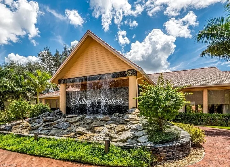 Hidden Lake DR | Naples Vacation Condo