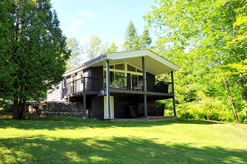 Cottage #203 Healey Lake, 3-BR, 1-BA, Parry Sound