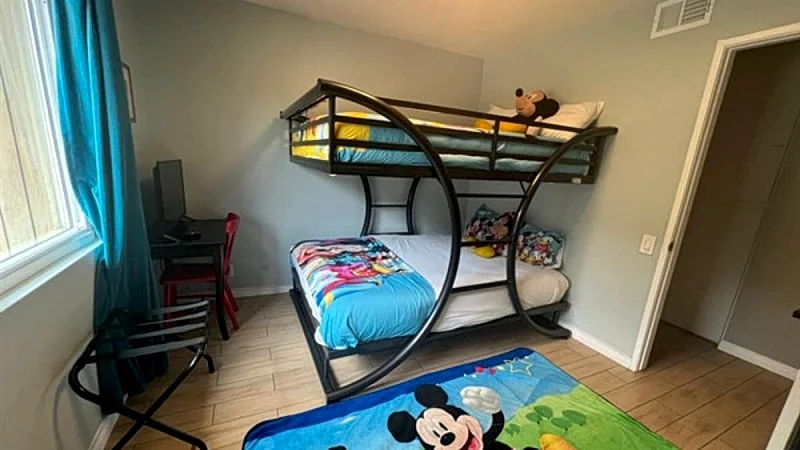 Photo 23