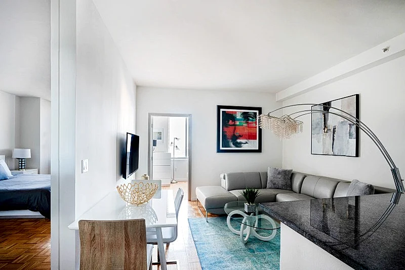 MIDTOWN WEST 2 BEDROOM - 47TH ST AND 8TH AVENUE