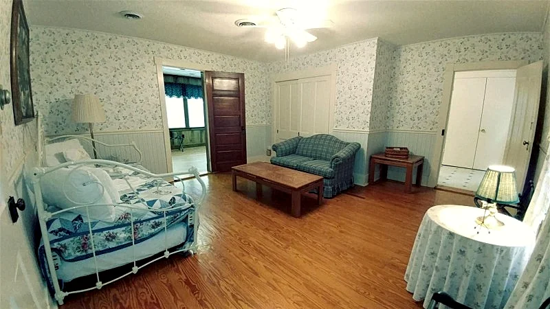 Photo 16