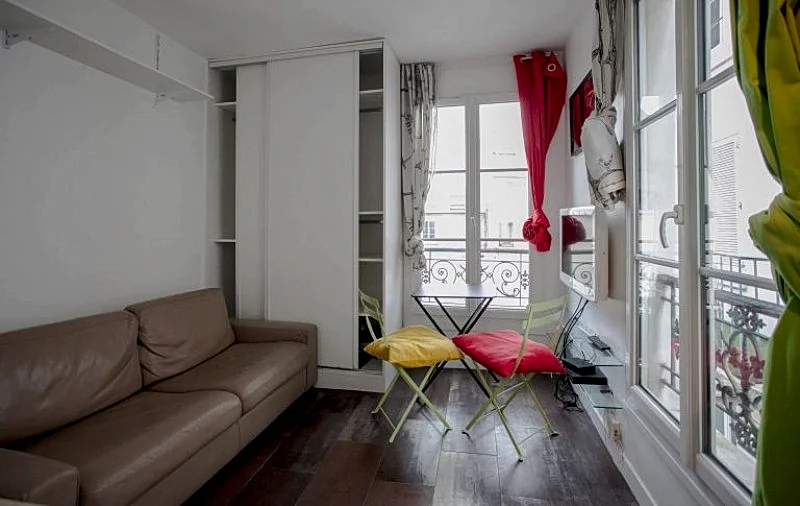 CHAPON studio near Pompidou Center / Le Marais