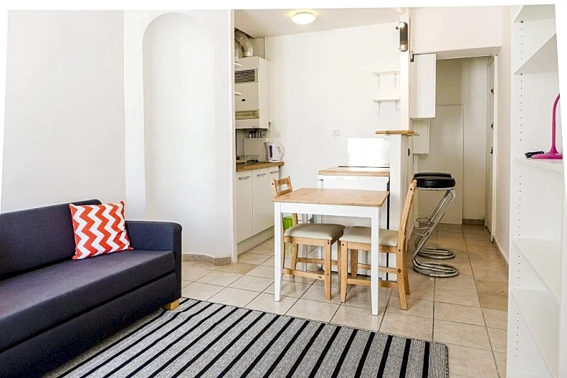 KELLER renewed 1 bedroom in Bastille