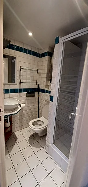 Photo 12