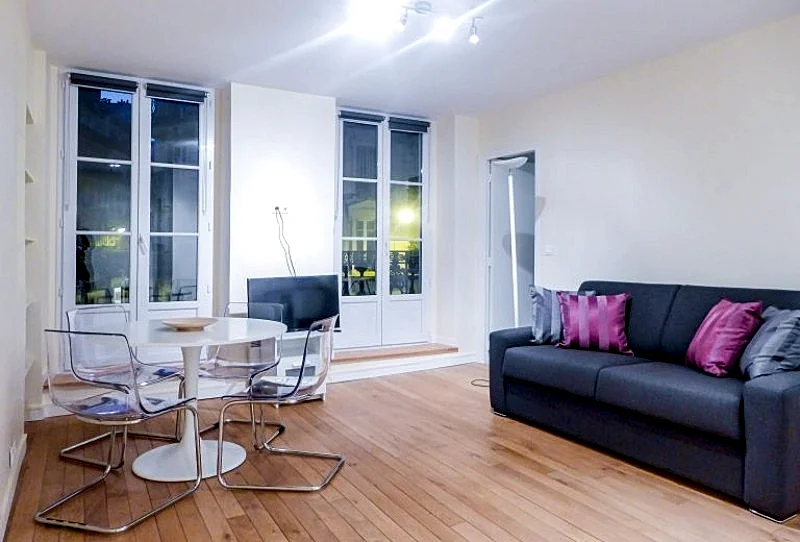 ROCHECHOUART 1 bedroom in Montmartre district