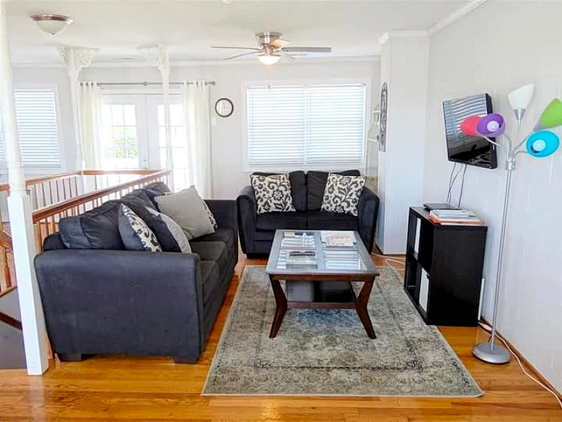 3 Little Mermaids- Surf Here! Oceanfront Duplex Near Washout Area