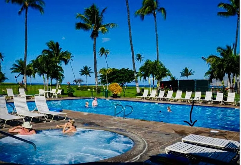 3999/mo VolcanoVIEW March 15-Nov& 6789feb month )(top floor open BEFORE@9999/mo