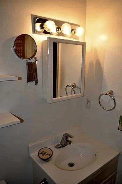 Photo 10