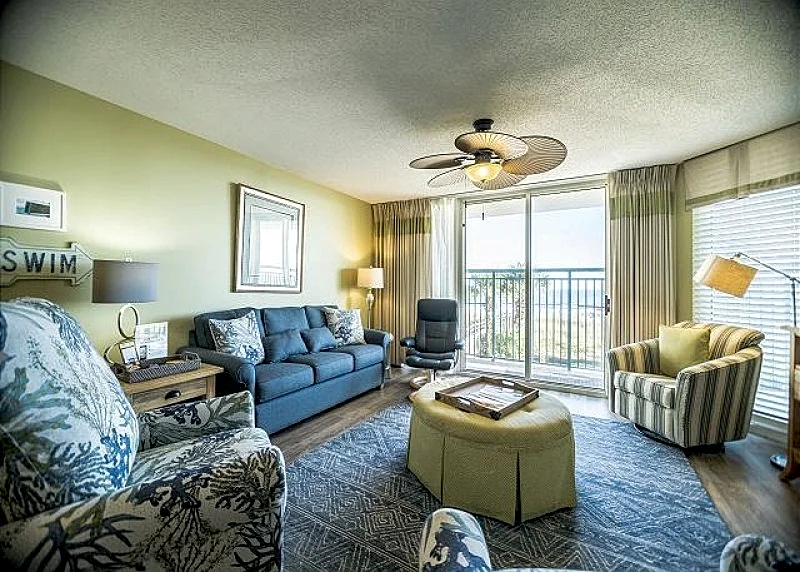 Spacious 1st floor oceanfront condo + FREE DAILY ACTIVITIES
