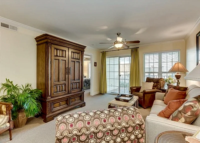 Luxury Condo, Beautiful Decor, On the Marsh + FREE DAILY ACTIVITIES!