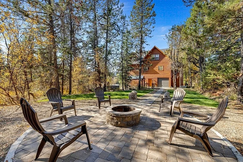Lazy Bear - Game rm - Hot tub - Trailer parking - 3000 sq ft home - Rustic