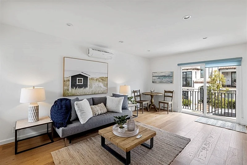 Picture-Perfect Coastal Living Steps from the Sand – North Hermosa Beach 1-Bedroom Gem