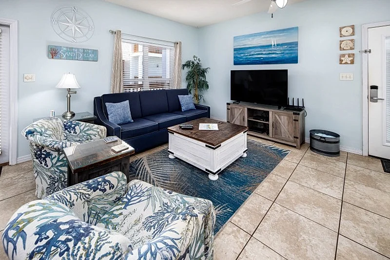 Sunset Cottages 2B/ Beach Service included, Small Complex/1bed/1bath/Bunks