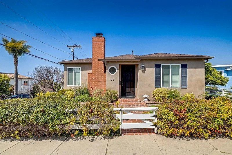 Charming Ocean View 3-Bedroom Home in Hermosa Beach Hills - SCVR