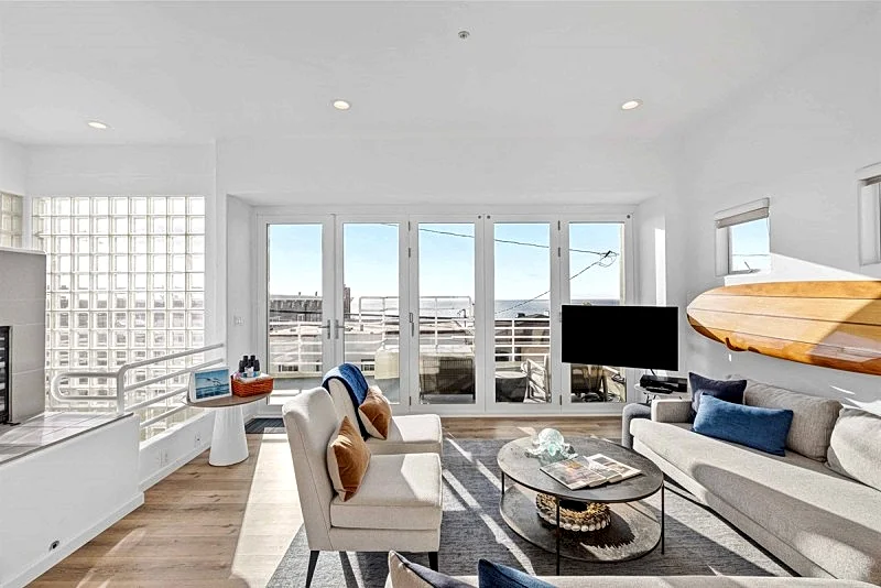Stylish Ocean-View Townhome Just Steps from the Sand in Prime Manhattan Beach with Parking