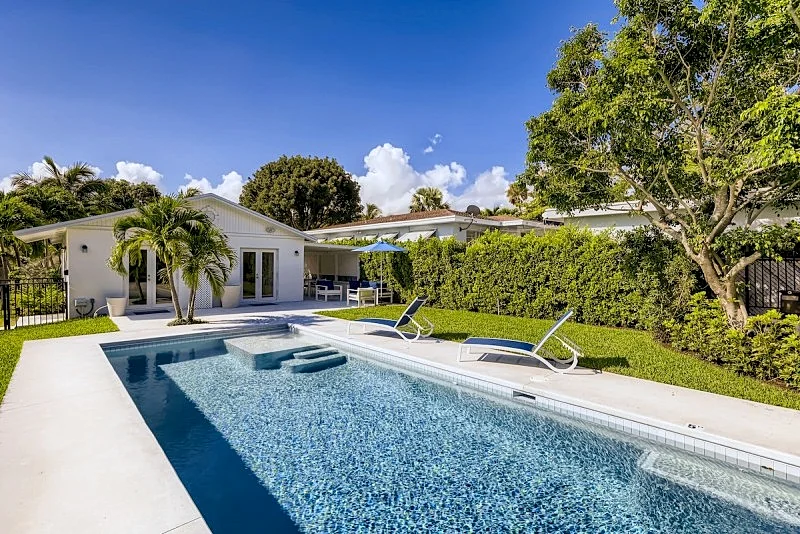 Little Havana 2BD/2BA Vacation Home in WPB with Private Pool