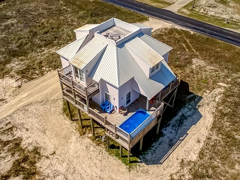 Second Wind - Pool, Game Room, and fantastic Crow's Nest views of the Island!
