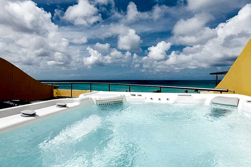 Beachfront - Panoramic View 4BR Penthouse - PH4