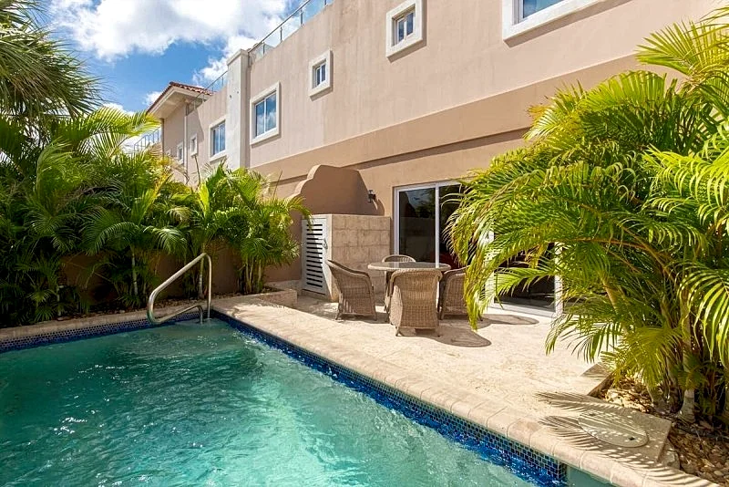 2 BR townhouse, partial ocean view, Eagle Beach, Levent Resort, private pool