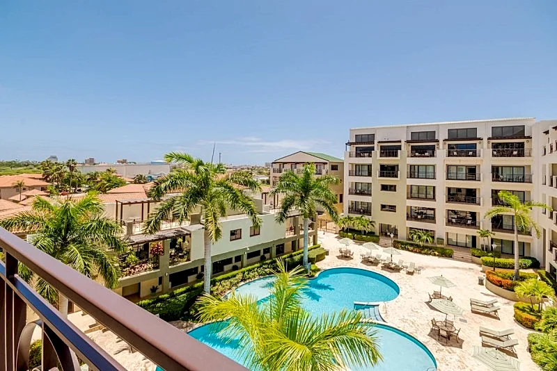PC412 - Pool View - 1BR Perfect for a couple or family
