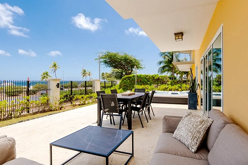 OCEAN EXTRAVAGANZA THREE-BEDROOM CONDO - E121