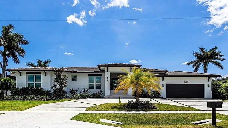 Gorgeous 4 bedroom 4 bath waterfront home on the South end of the island.