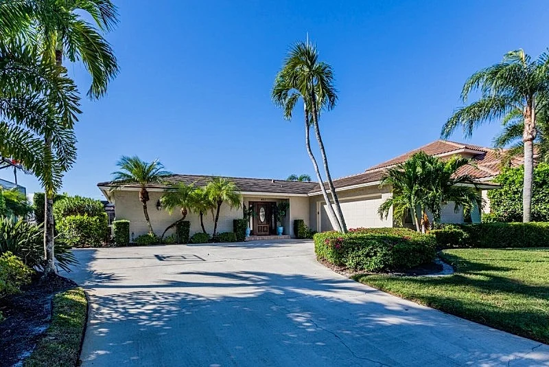 Relax in this lovely 3/2 waterfront pool home