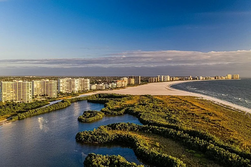 2/2 Condo with Marco Island Beach view and sunsets