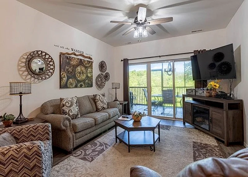 Vacation, Golf, The Lake, or Shows. Welcome to “Simple Serenity”
