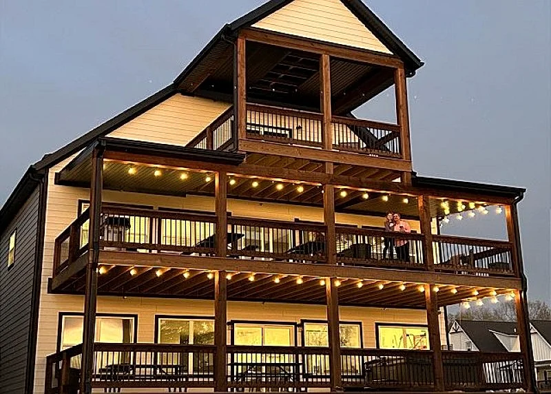 1Spectacular Lakeview Home in Branson! Close to Everything-Room for Everyone!!