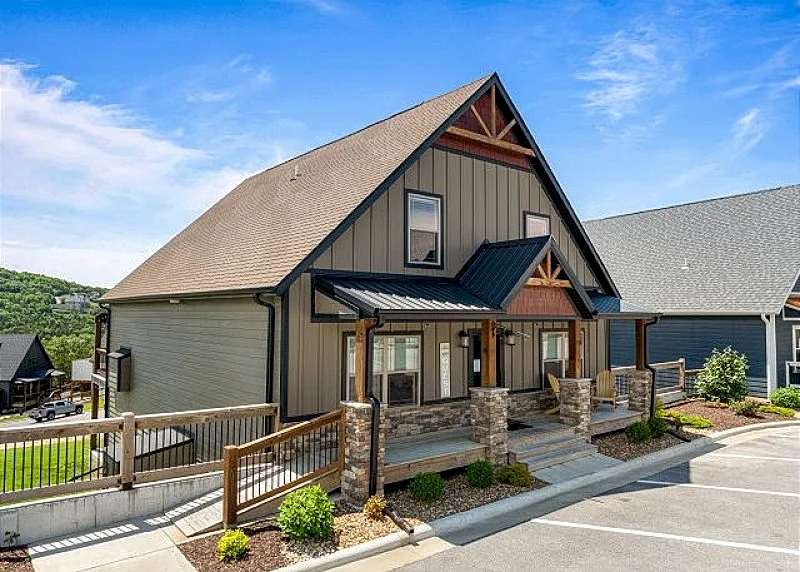 A Life of Luxury Awaits You at this 7 Bed/7 Bath Chateau on Table Rock Lake!!