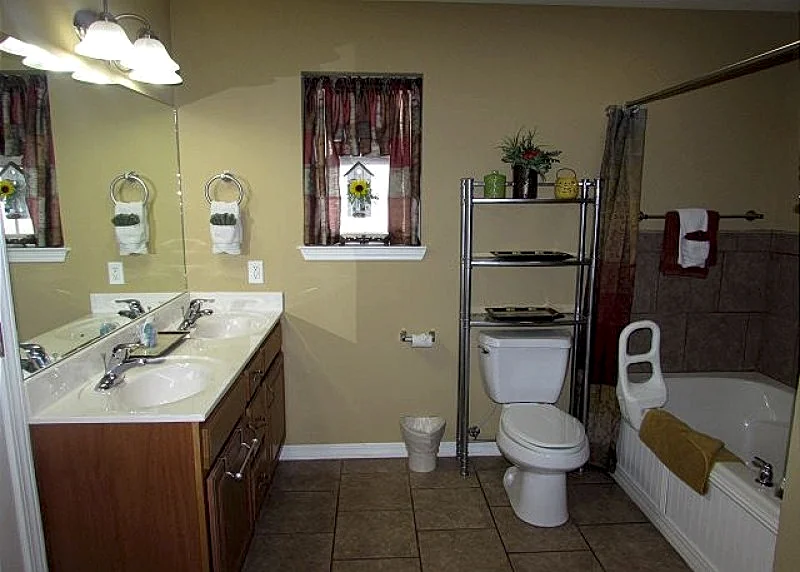 Photo 18