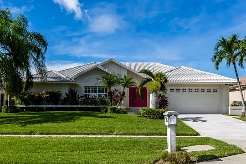 Island Living at 1537 Buccaneer Ct, Marco Island On the Famous Paradise Coast