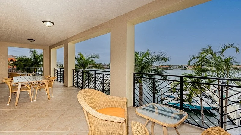 Stunning Esplanade, 3-308 Bright & Beautiful Waterfront Condo on Marco Island