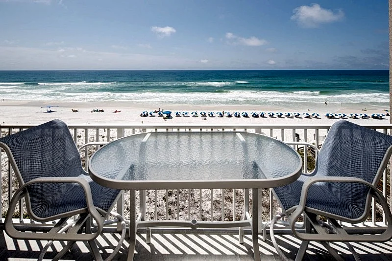 Island Princess 605: beach front, 2 bedroom's. Perfect getaway!