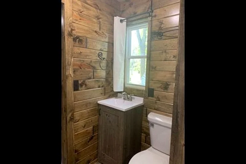 Photo 18