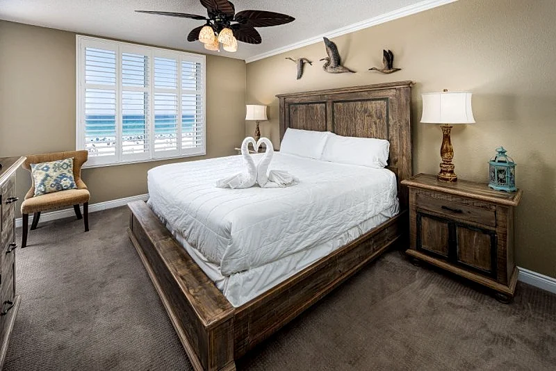 Island Princess 309: Amazing 3 BR/3 BA right on the beach!