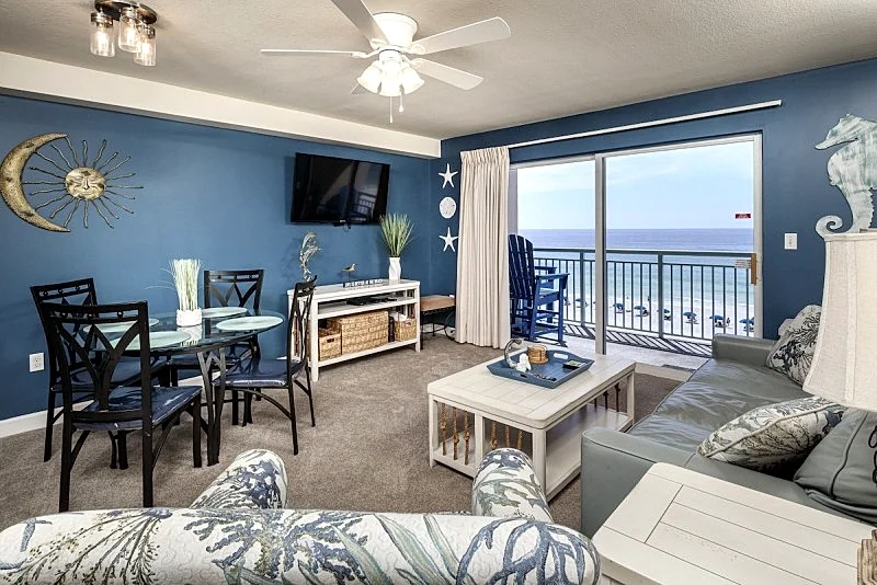 Pelican Isle 502: Beautiful Upgrades Throughout! Granite, Flooring,Paint&More