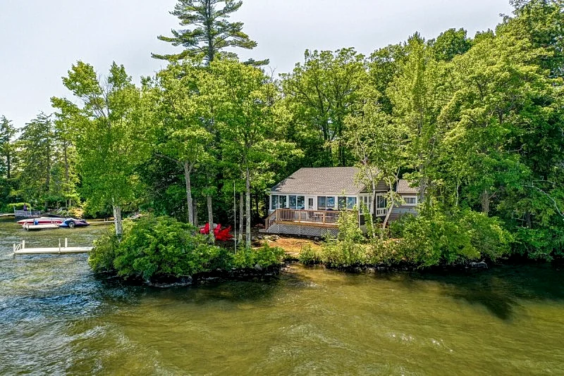 Winnipesaukee Cottage With Charm Galore