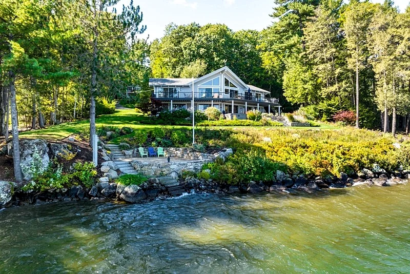 Winnipesaukee Waterfront Home And Guest House Sleeping 14