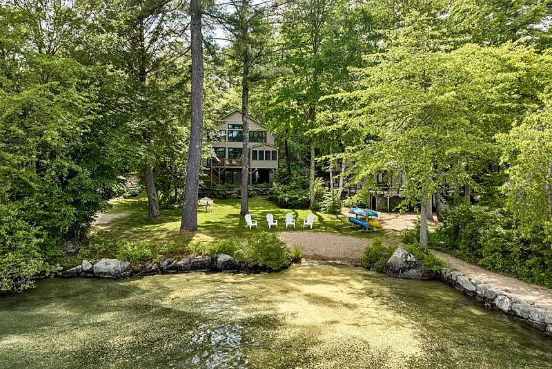 Your wait for the perfect Winnipesaukee Fall Foliage Home Is Over