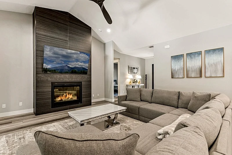 Luxurious, Spacious Retreat in Flagstaff!