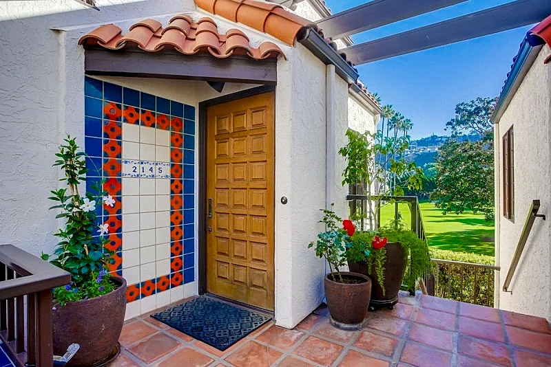 Beautiful 2 Bedroom La Jolla Shores Townhouse steps to the Beach