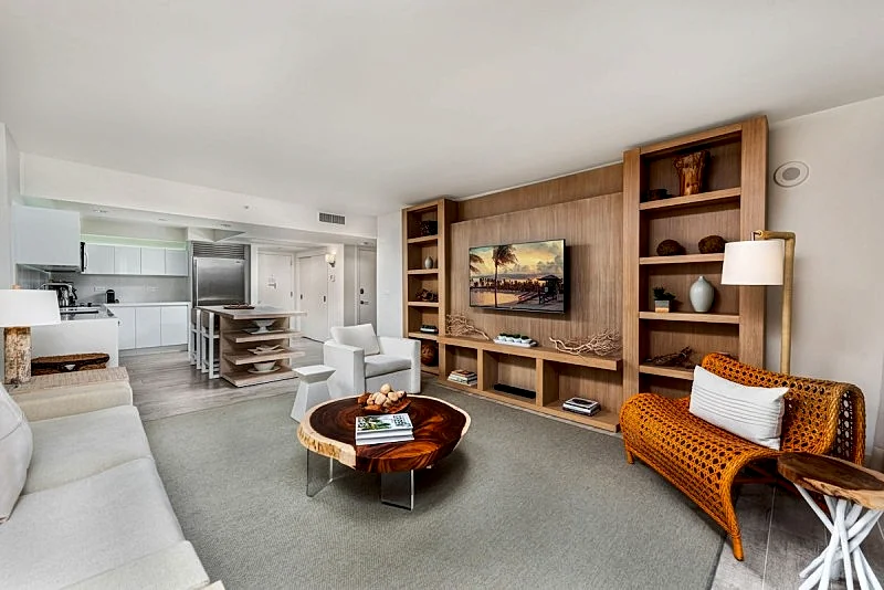 Oceanview Private Condo at 1 Hotel & Homes -1408