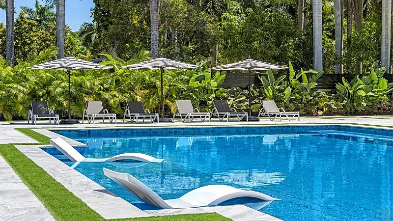 VILLA 280