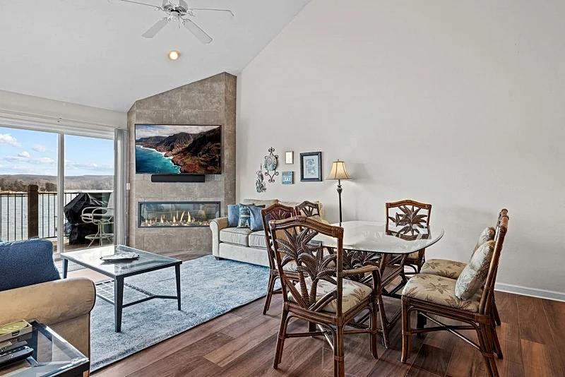 Cedar Glen 133-4A - Large Top Floor Unit on the Quiet Side!