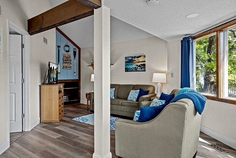 Holiday Shores 23 - Beautiful Villa with Resort Amenities!