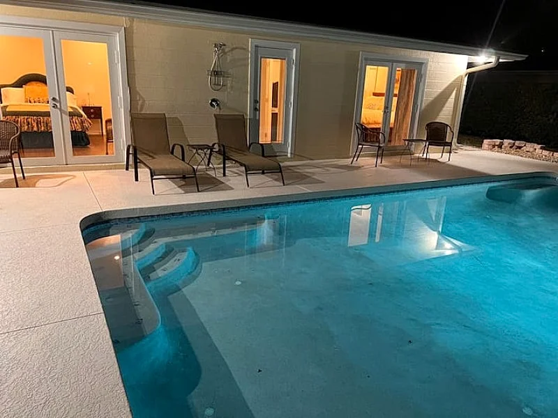 Charming Private Pool Villa hide away in the heart of Sarasota