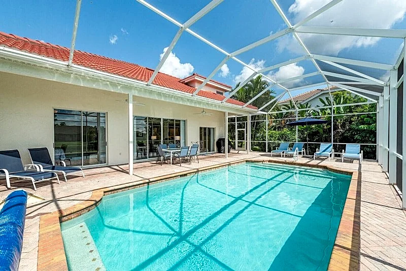 Luxury Crown Pointe pool & lake view home minutes to beaches & Old Naples
